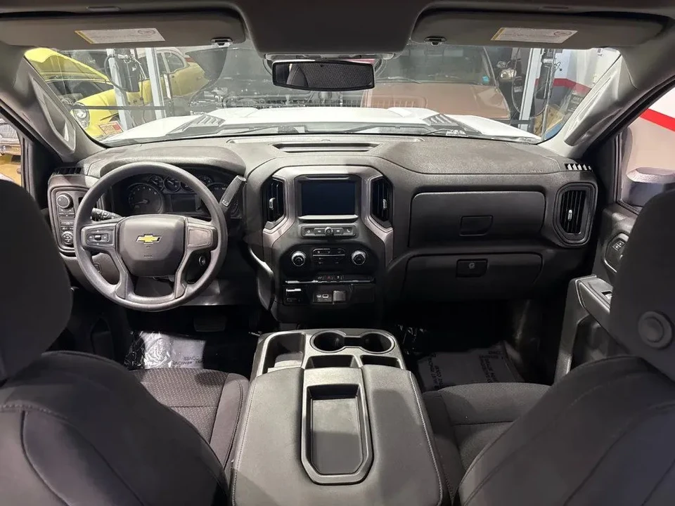2022 Chevrolet Silverado Heavy Duty 4th Gen - Image 6 of 11