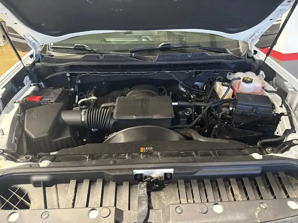 2022 Chevrolet Silverado Heavy Duty 4th Gen - Image 5 of 11
