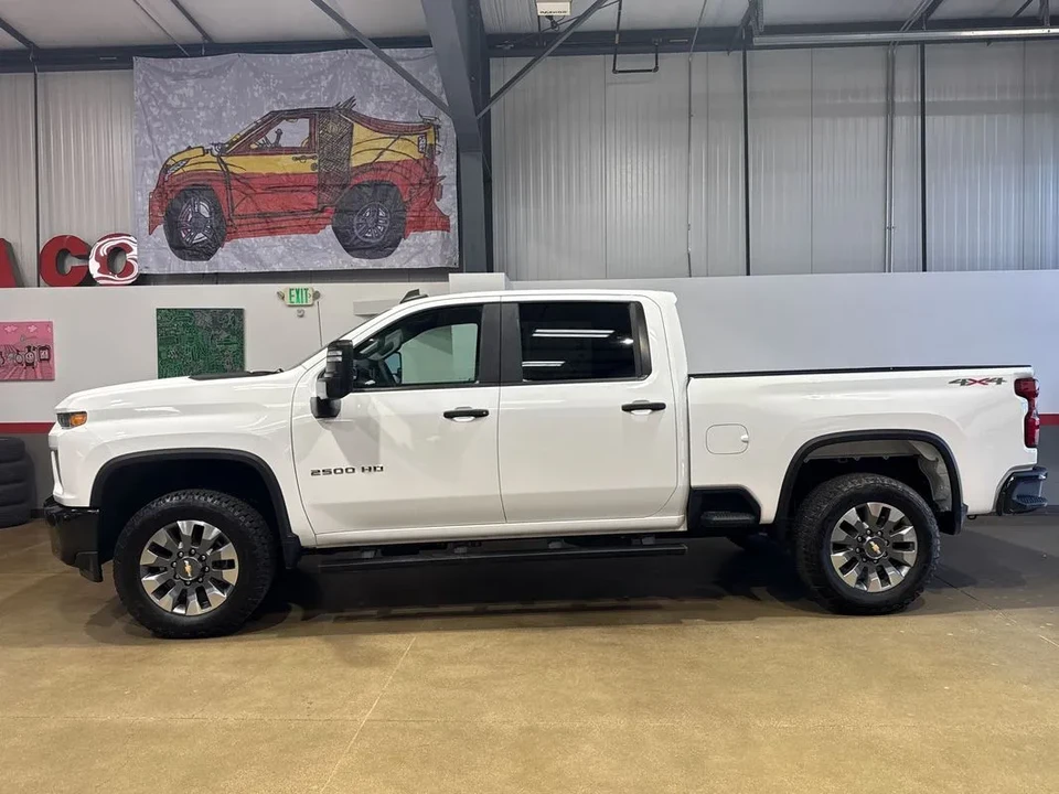2022 Chevrolet Silverado Heavy Duty 4th Gen - Image 3 of 11