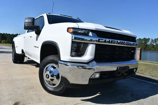 2022 Chevrolet Silverado 3500HD LT
