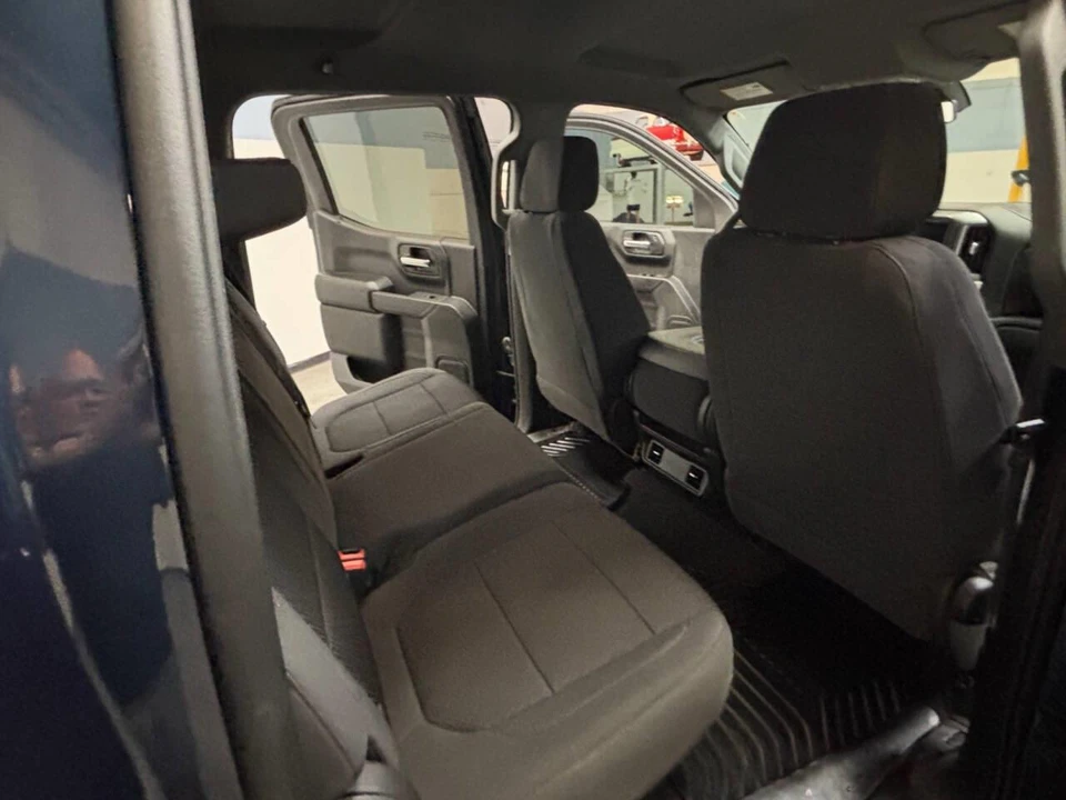 2022 Chevrolet Silverado 4th Gen - Image 18 of 31