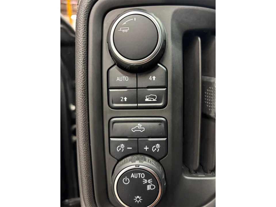 2022 Chevrolet Silverado 4th Gen - Image 21 of 31