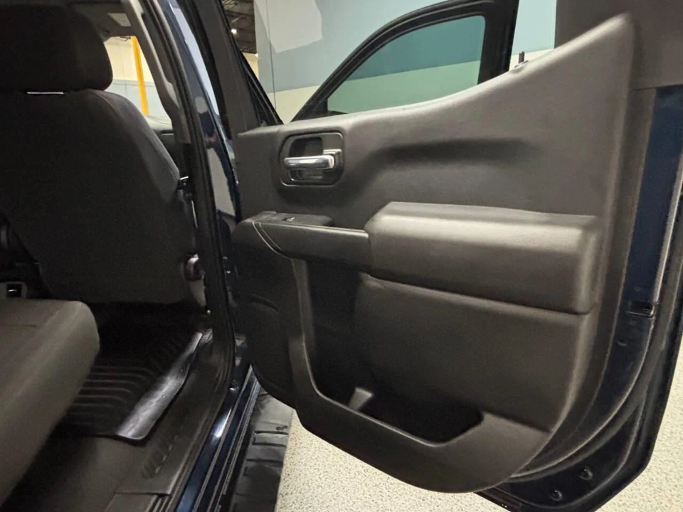 2022 Chevrolet Silverado 4th Gen - Image 17 of 31