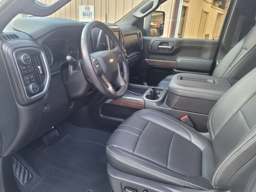 2022 Chevrolet Silverado 4th Gen - Image 17 of 28