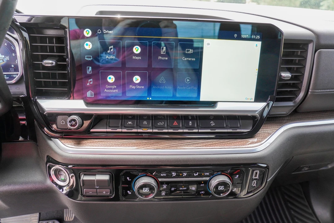 2022 Chevrolet Silverado 4th Gen - Image 16 of 31