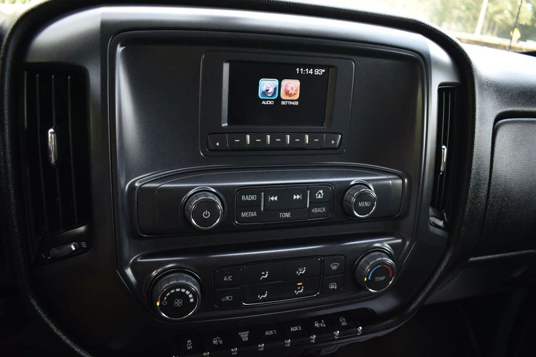 2022 Chevrolet Silverado Heavy Duty 4th Gen - Image 15 of 25