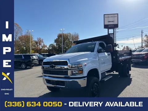 2022 Chevrolet Silverado Medium Duty Dump Truck