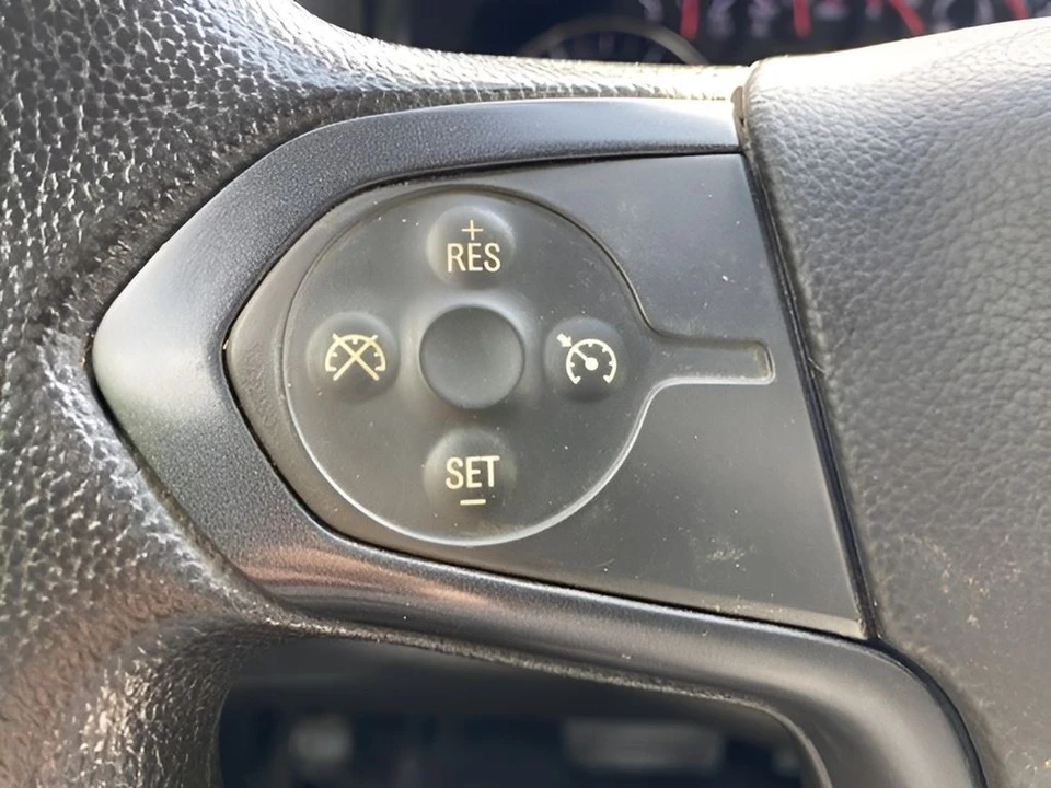 2022 Chevrolet Silverado Heavy Duty 4th Gen - Image 17 of 31