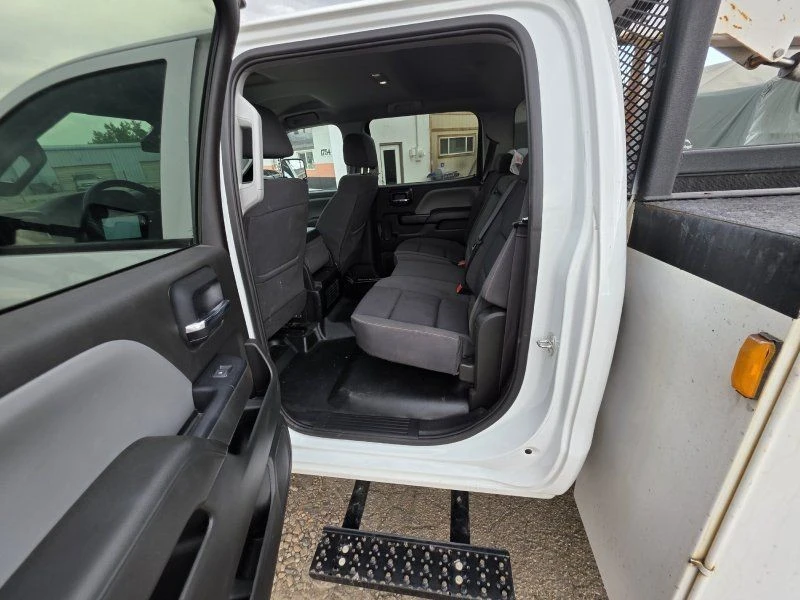 2022 Chevrolet Silverado Heavy Duty 4th Gen - Image 26 of 31