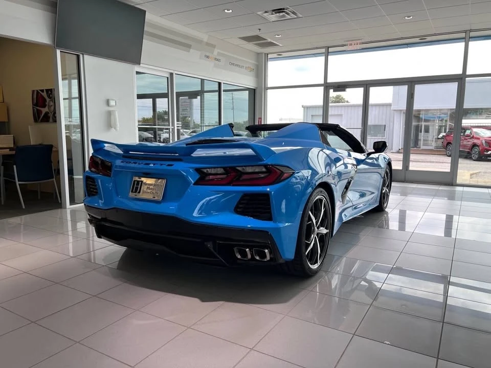 2022 Chevrolet Corvette C8 - Image 2 of 13