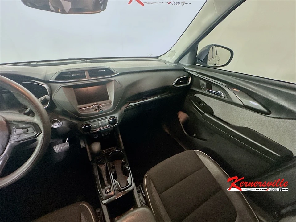2022 Chevrolet Trailblazer - Image 11 of 12