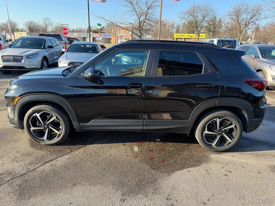 2022 Chevrolet Trailblazer - Image 2 of 12