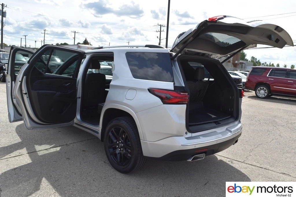 2022 Chevrolet Traverse - Image 19 of 21