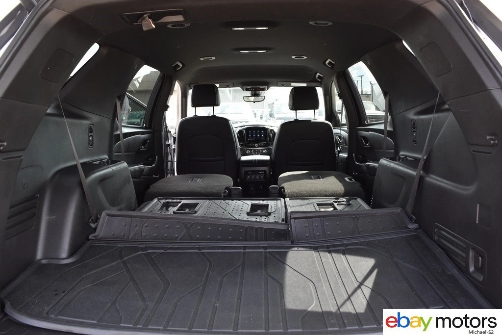 2022 Chevrolet Traverse - Image 16 of 21
