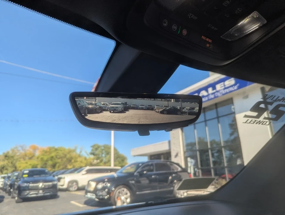 2022 Chevrolet Traverse - Image 20 of 21