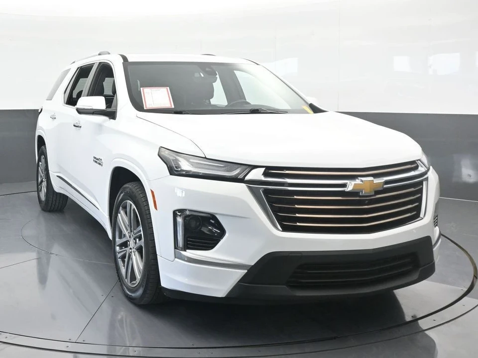 2022 Chevrolet Traverse - Image 9 of 12