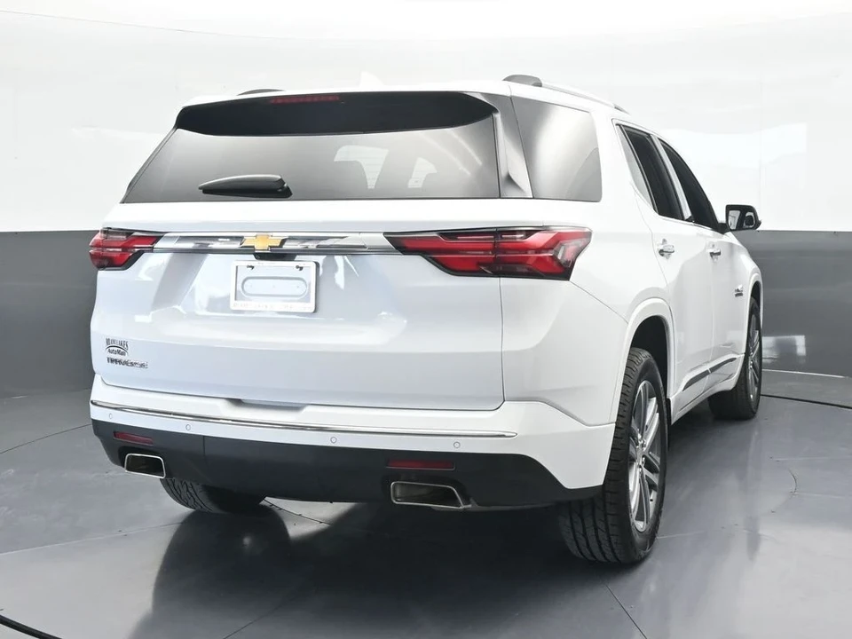 2022 Chevrolet Traverse - Image 5 of 12