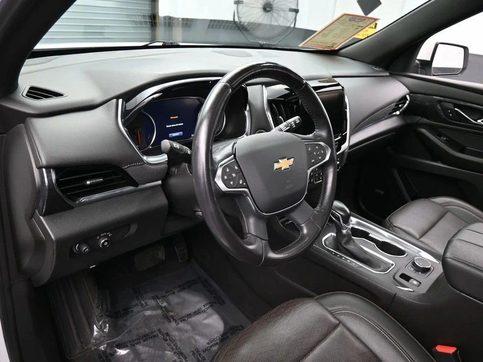 2022 Chevrolet Traverse - Image 10 of 12