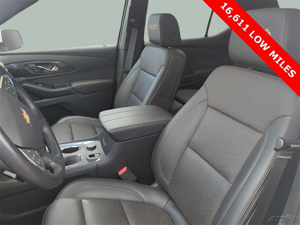 2022 Chevrolet Traverse - Image 10 of 12