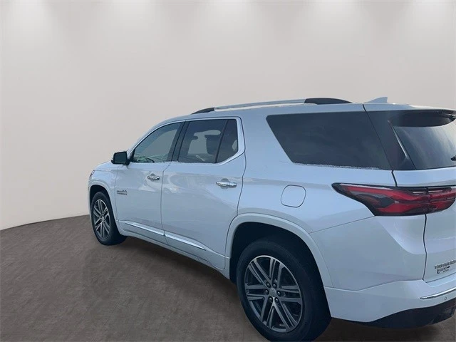 2022 Chevrolet Traverse - Image 6 of 12