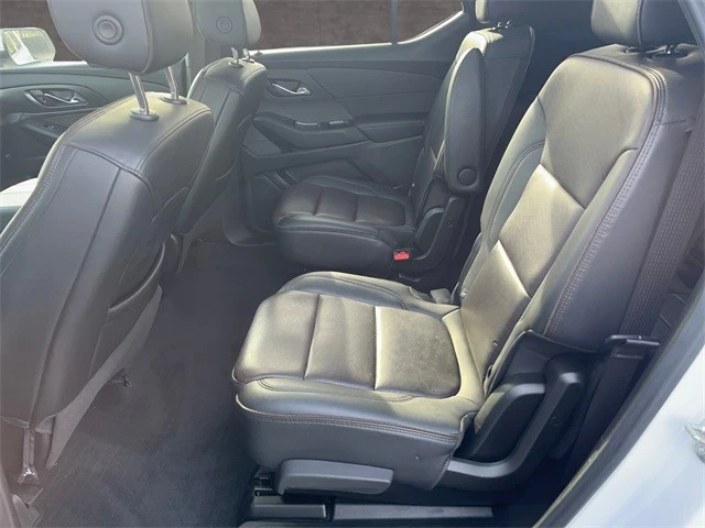 2022 Chevrolet Traverse - Image 14 of 21