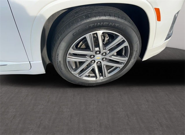 2022 Chevrolet Traverse - Image 10 of 21