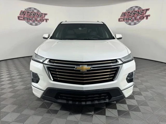 2022 Chevrolet Traverse - Image 2 of 12