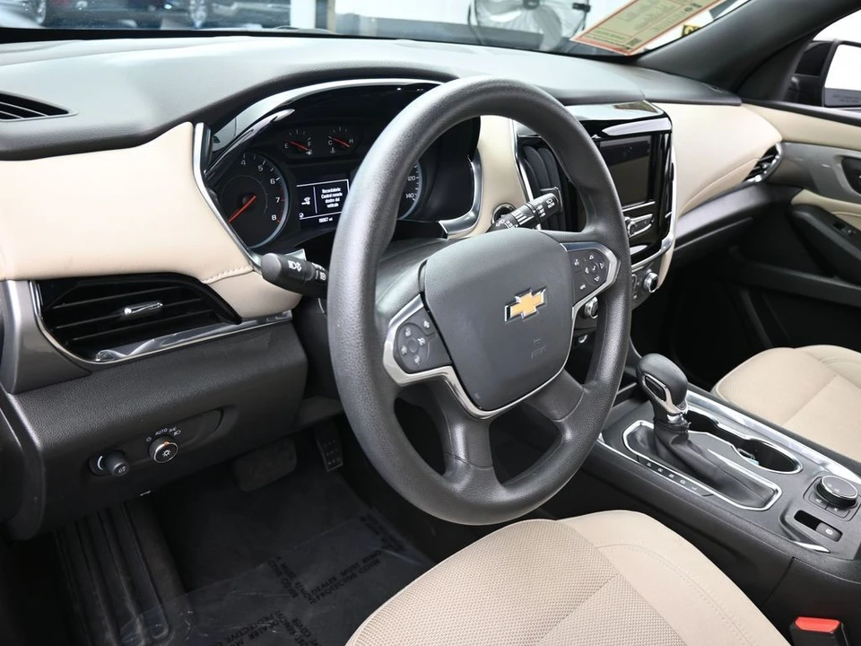 2022 Chevrolet Traverse - Image 10 of 12