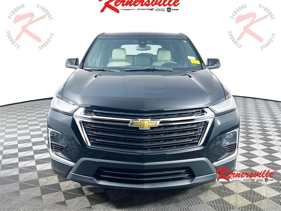 2022 Chevrolet Traverse - Image 2 of 21