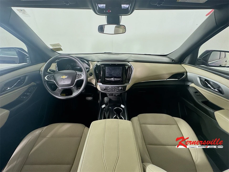 2022 Chevrolet Traverse - Image 10 of 21