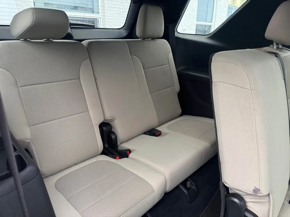 2022 Chevrolet Traverse - Image 7 of 10