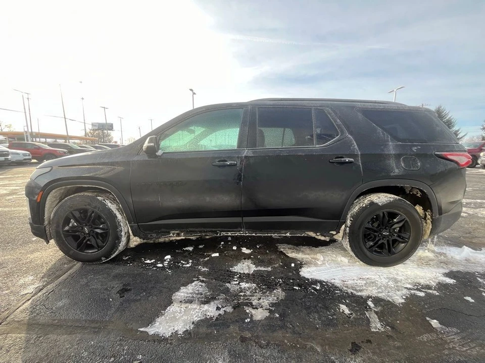 2022 Chevrolet Traverse - Image 8 of 12