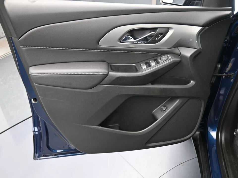 2022 Chevrolet Traverse - Image 12 of 12