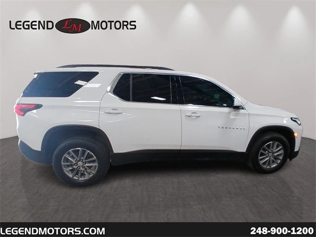 2022 Chevrolet Traverse - Image 9 of 21