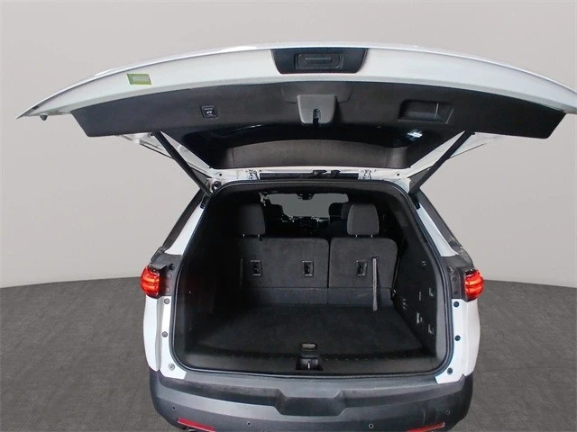 2022 Chevrolet Traverse - Image 15 of 21