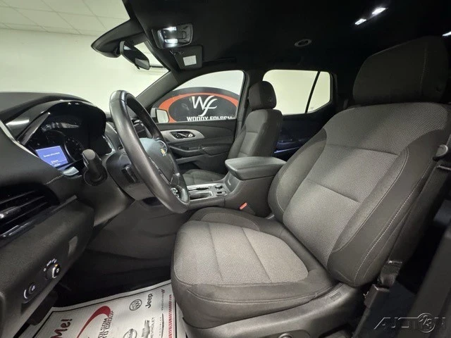 2022 Chevrolet Traverse - Image 14 of 17