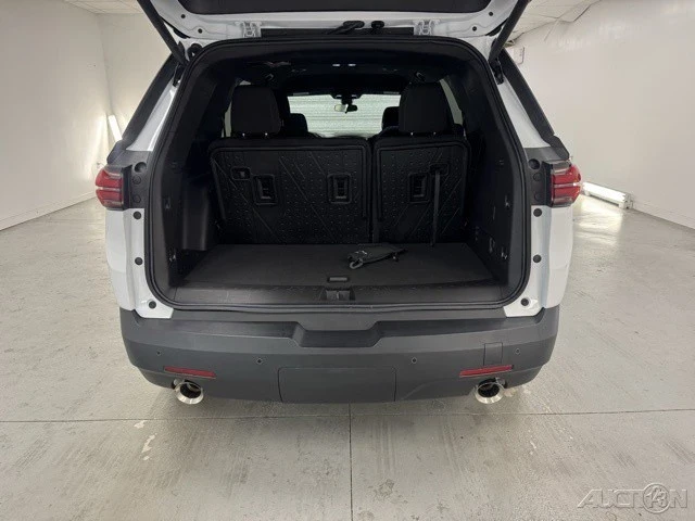 2022 Chevrolet Traverse - Image 6 of 12