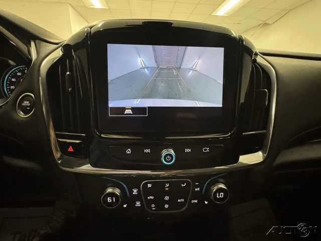 2022 Chevrolet Traverse - Image 16 of 17