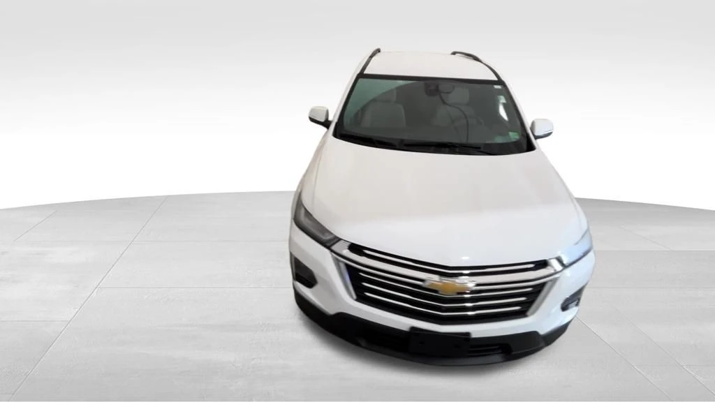 2022 Chevrolet Traverse - Image 2 of 12