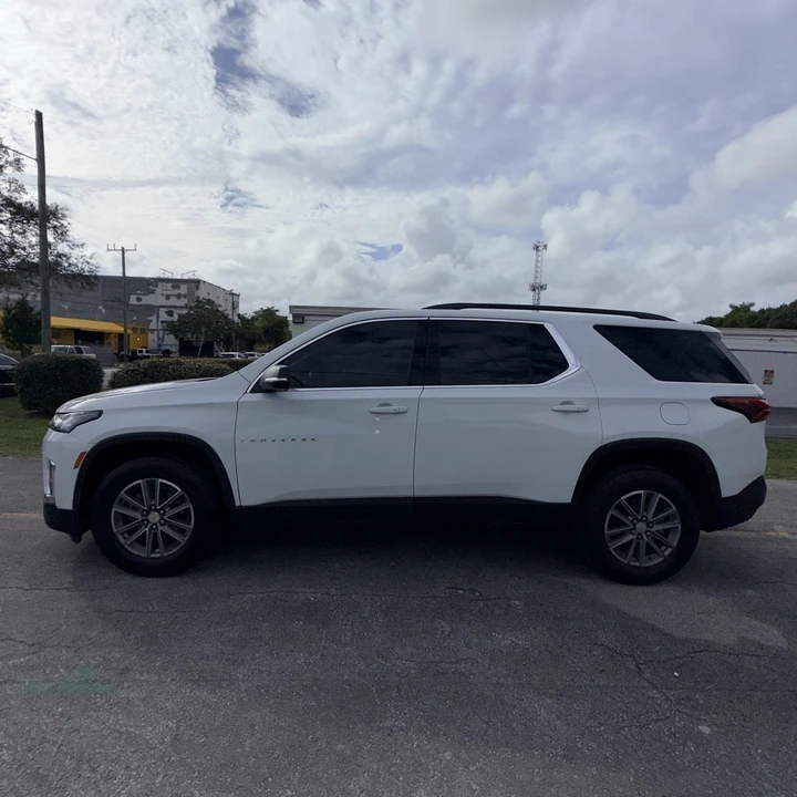 2022 Chevrolet Traverse - Image 8 of 21