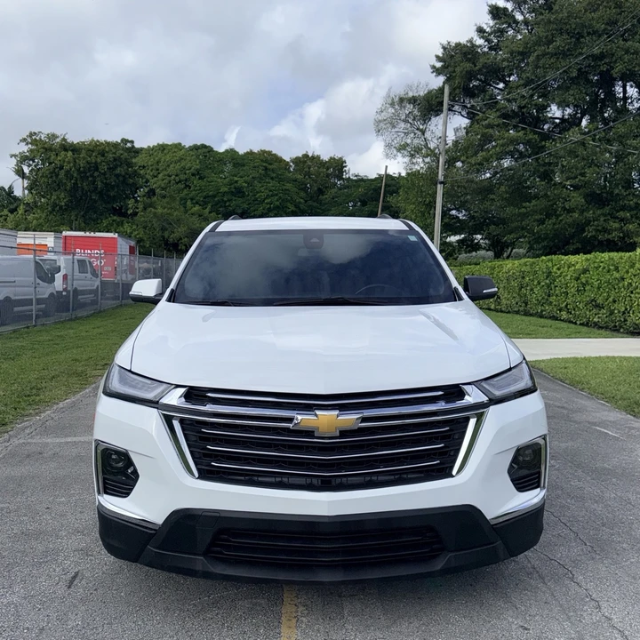 2022 Chevrolet Traverse - Image 2 of 21