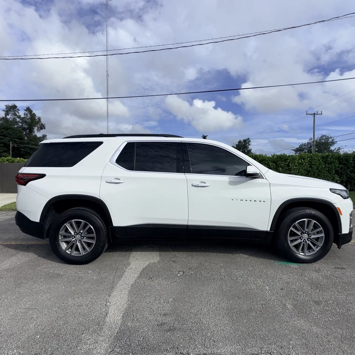 2022 Chevrolet Traverse - Image 4 of 21