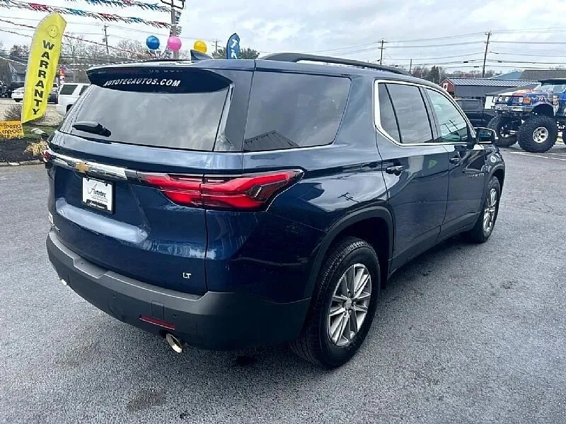 2022 Chevrolet Traverse - Image 3 of 12