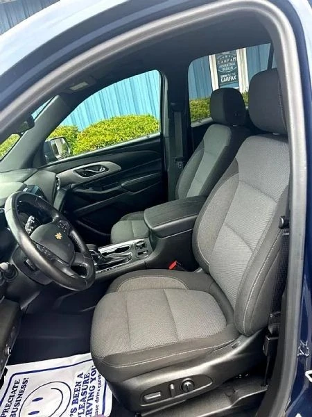2022 Chevrolet Traverse - Image 5 of 12