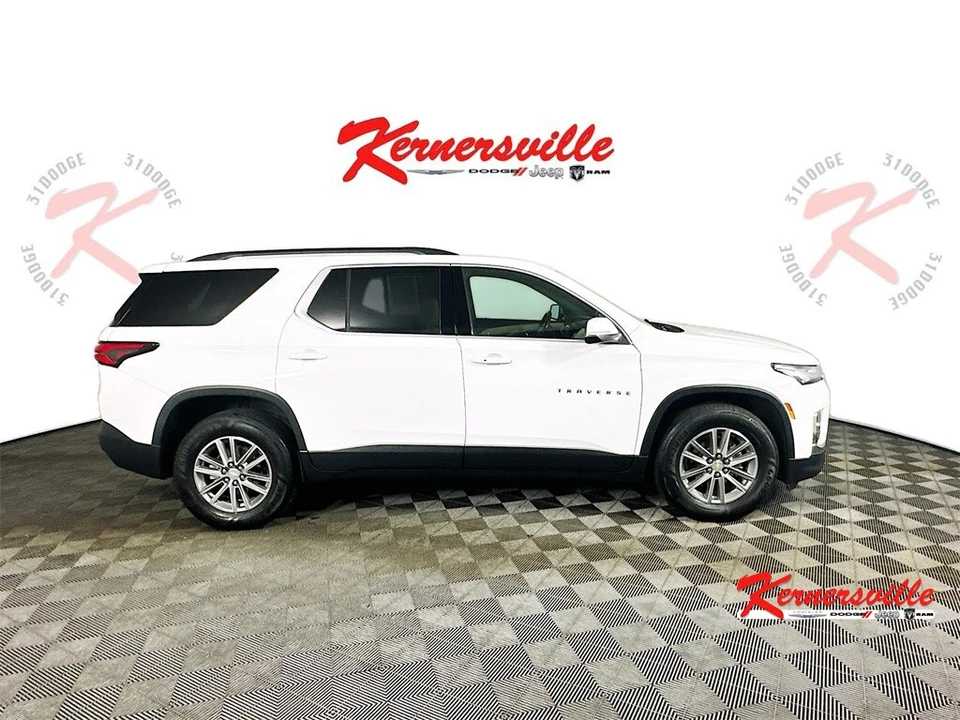 2022 Chevrolet Traverse - Image 8 of 12