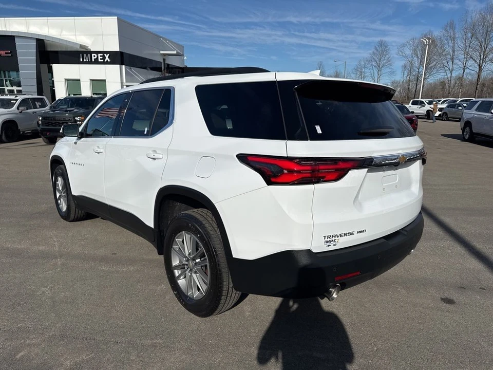 2022 Chevrolet Traverse - Image 3 of 12