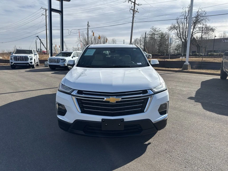2022 Chevrolet Traverse - Image 8 of 12