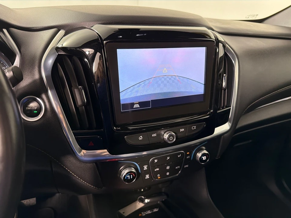 2022 Chevrolet Traverse - Image 17 of 21