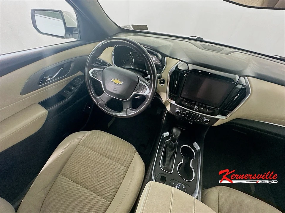 2022 Chevrolet Traverse - Image 9 of 21