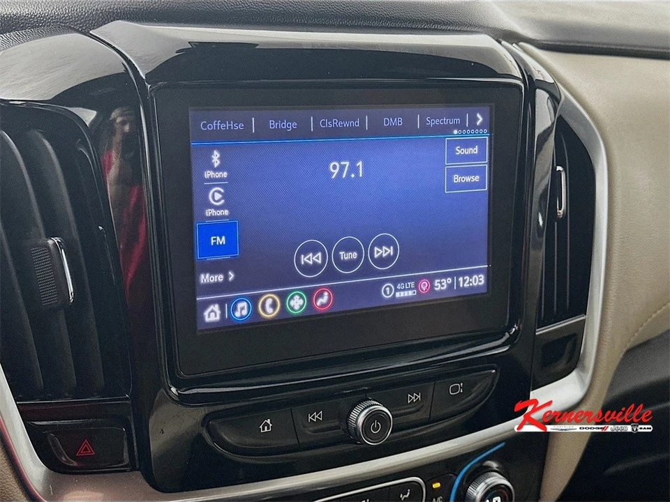 2022 Chevrolet Traverse - Image 17 of 21